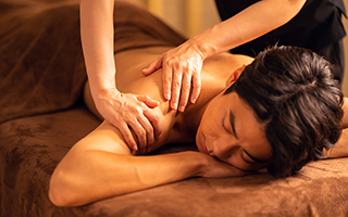 アロママッサージ画像